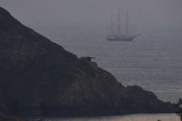 03 September 2021 - 19-46-48
Tenacious is only 21 years old. Luckily that makes it older enough to be out in weather like this. It looks like it is heading straight in, but instead, anchored up outside for the night.
-------------------
Tall ship Tenacious approaches Dartmouth